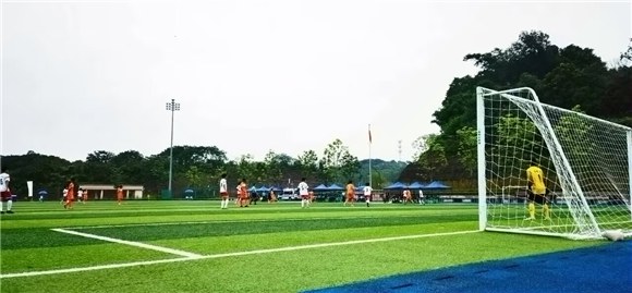 重庆市七运会青少年足球男子乙组、女子乙组开赛