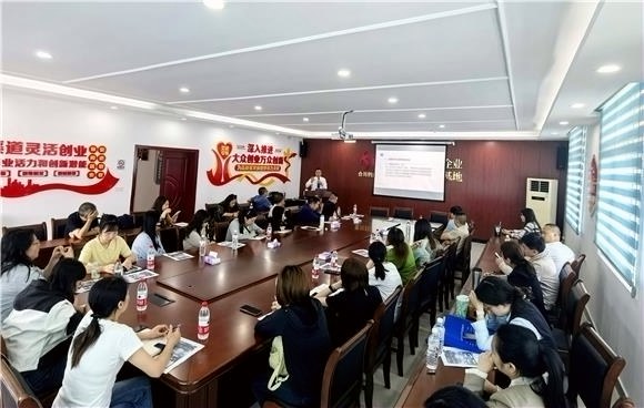 合川：普法宣传进企业 助企纾困促发展