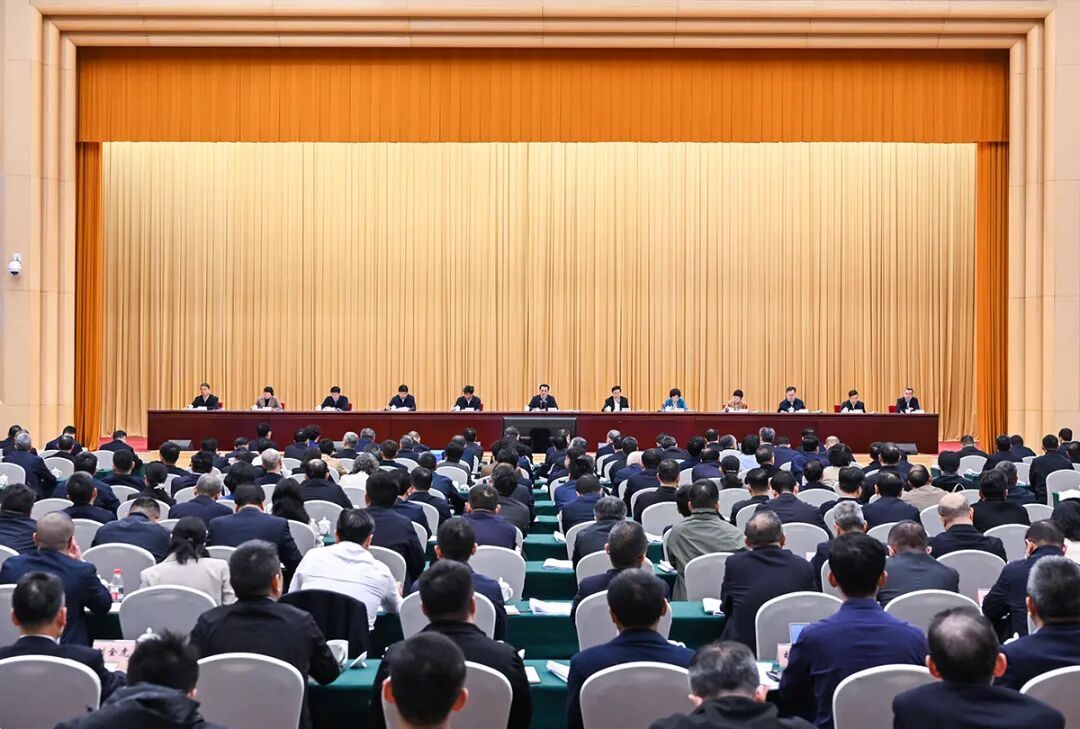 袁家军:全面建成数字重庆基本能力体系 加快探索超大城市现代化治理新路子