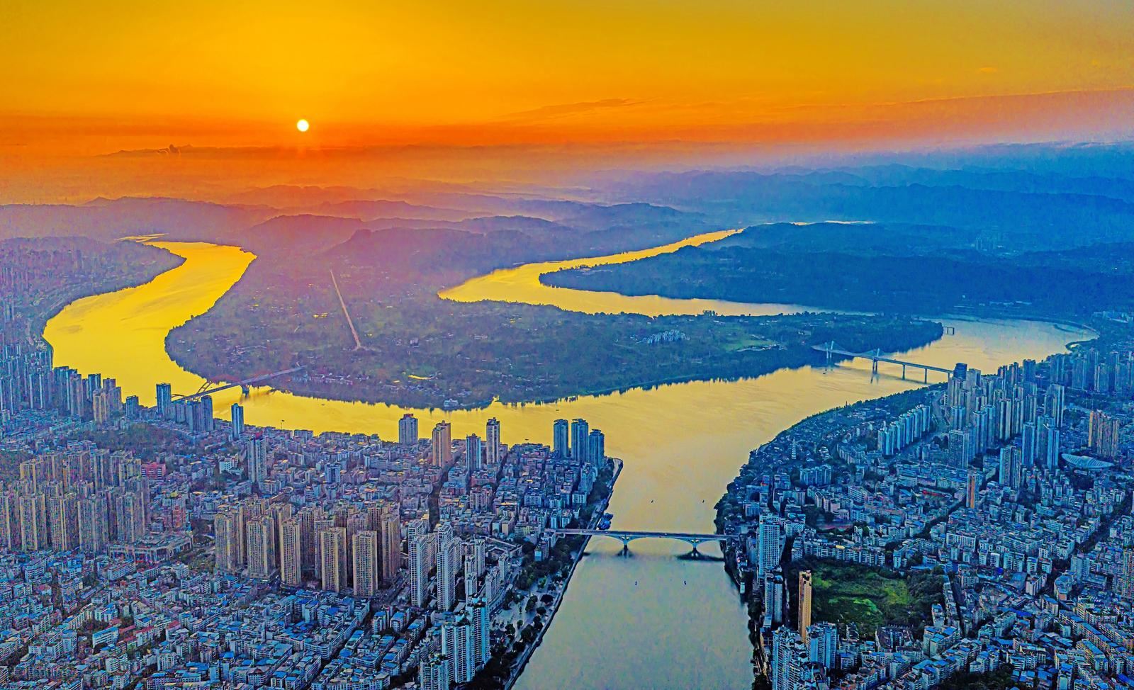 图片新闻|旭日东升