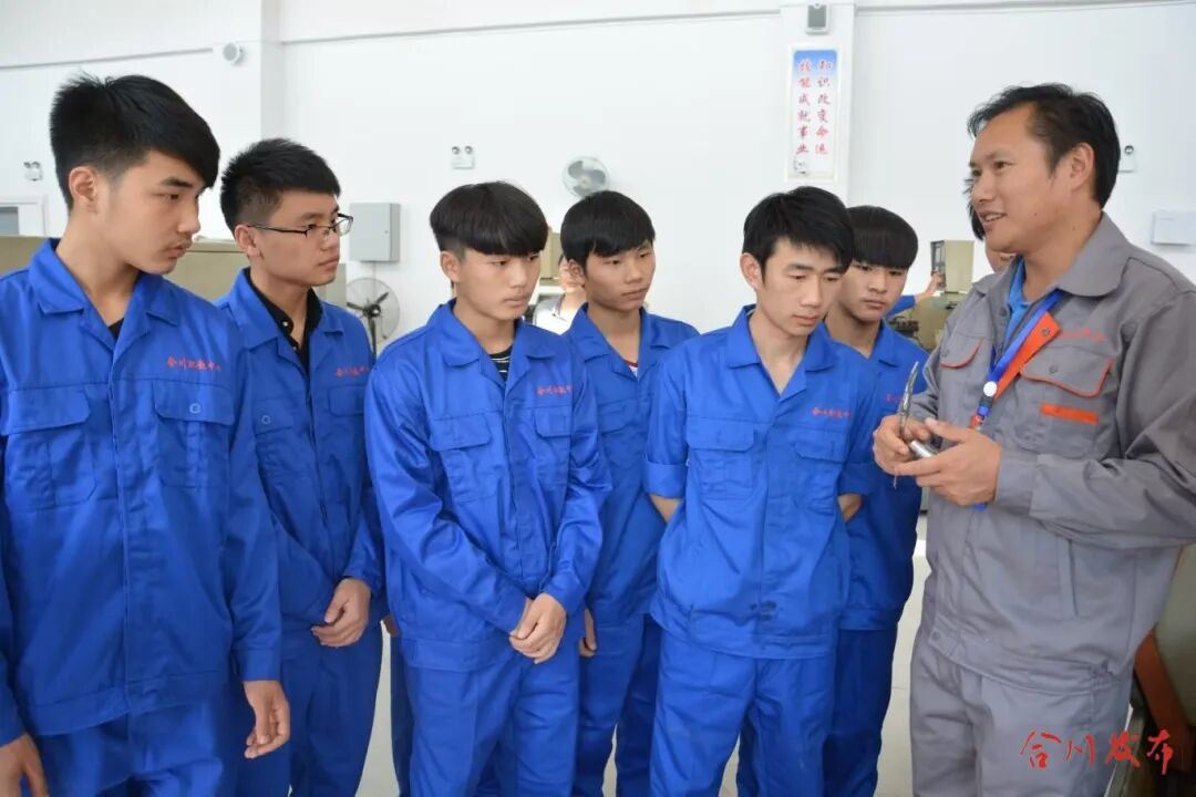 “合川工匠”达洪勇：25载从车间到讲台，培养众多技术尖兵