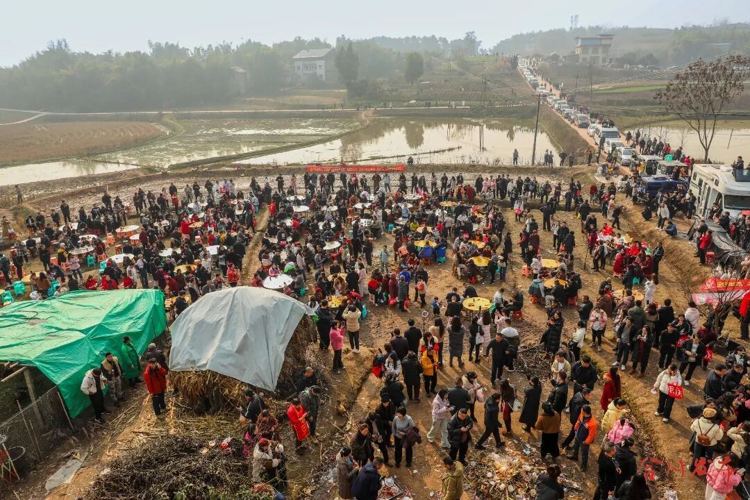 接好“泼天流量”，要守住真诚这道“核心密码”