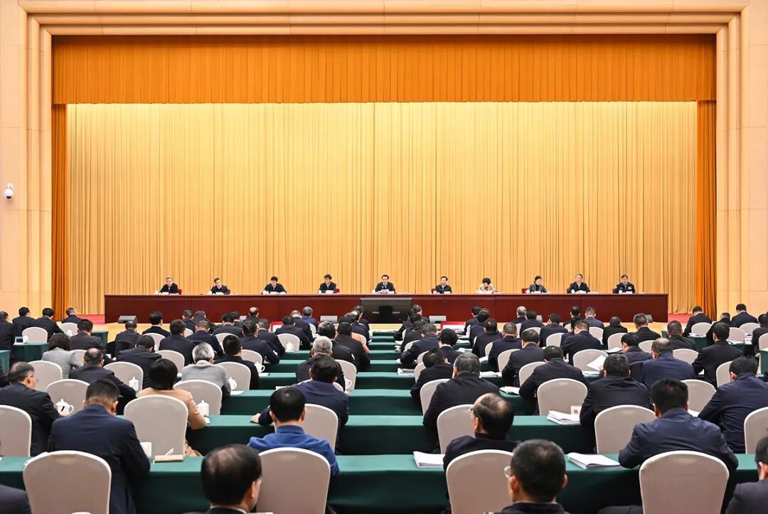 袁家军：坚定信心 乘势而上 真抓实干 奋力交出一季度经济社会发展高分报表